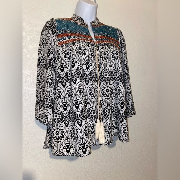 THML Boho Peasant Embroidered Floral Print Oversized peasant top size Small - Picture 3 of 9